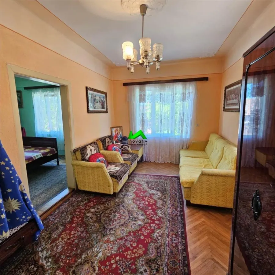 Casa de vanzare 4 camere  Rasinari - foto 4