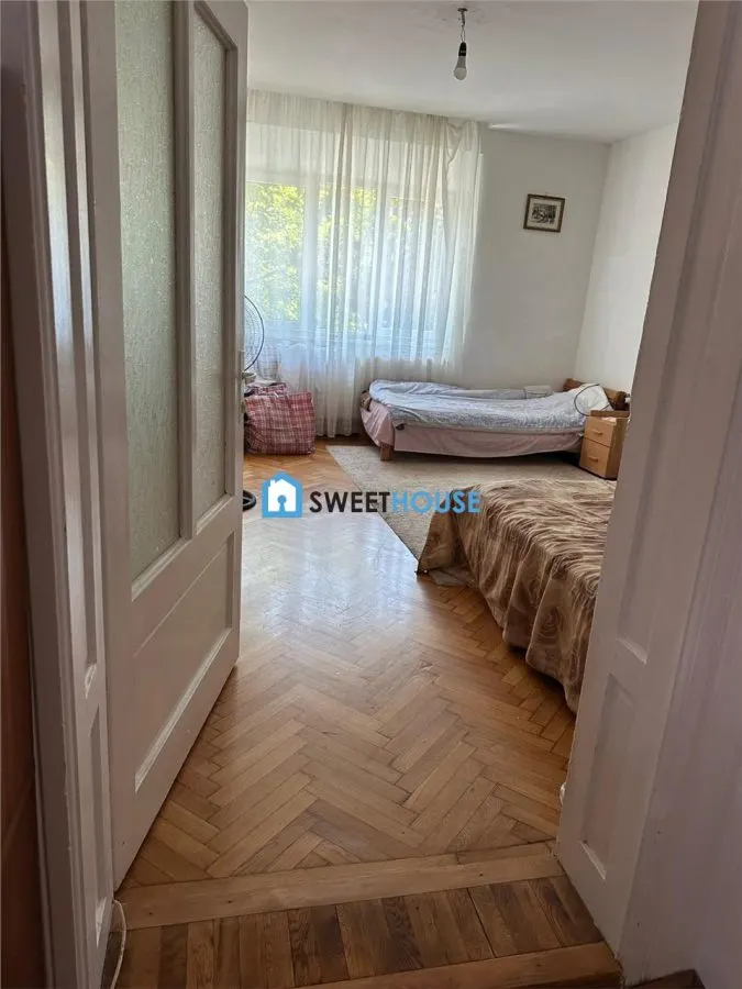 Apartament in casa inchiriere Fagaras Zona Centrala - foto 11