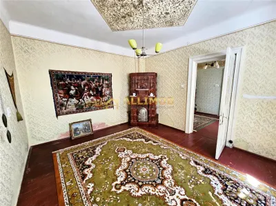 Casă de vânzare în zona Sala Sporturilor â€“ ideală pentru locuit sau investiție - Ploiesti