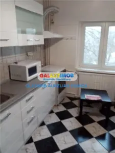 Inchiriere apartament 3 camere decomandat Aviatiei - foto 1