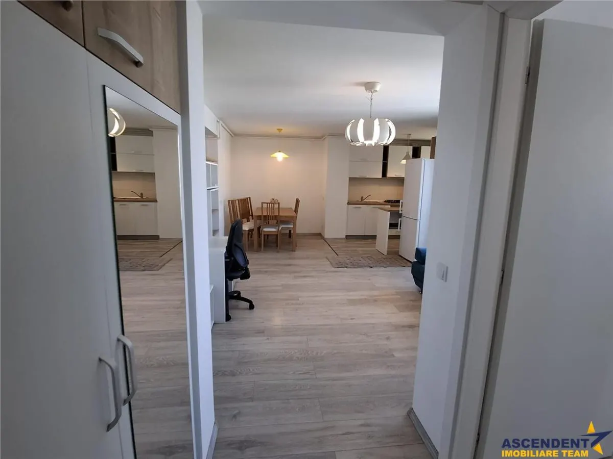 Apartament 2 camere cu parcare si boxa, Top City, Tractorul Brasov - foto 14