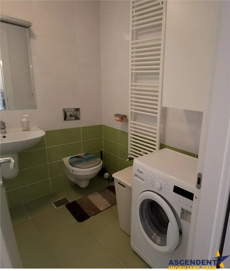 Apartament 2 camere cu parcare si boxa, Top City, Tractorul Brasov - foto 9