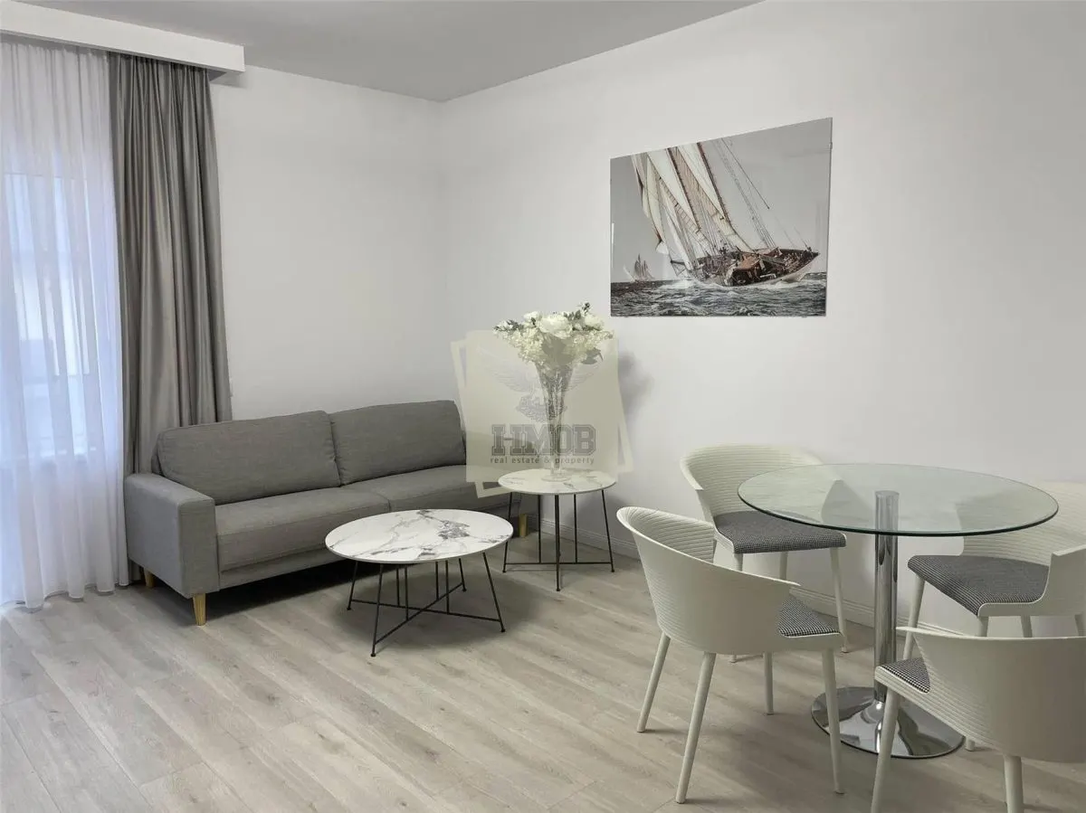 Apartament prima inchiriere 3 camere balcon si parcare Sibiu - foto 2